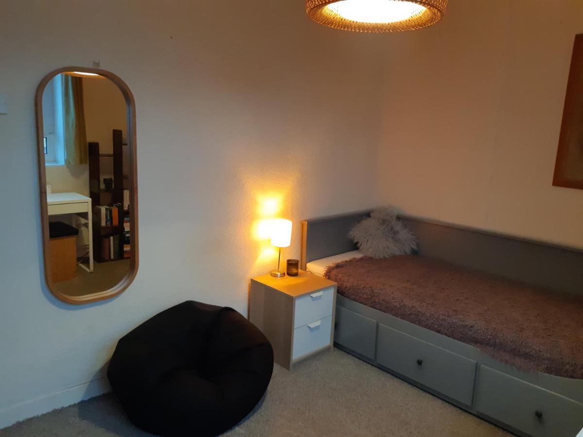 Cosy room in Camden Town zone 2 Londen Buitenkant foto